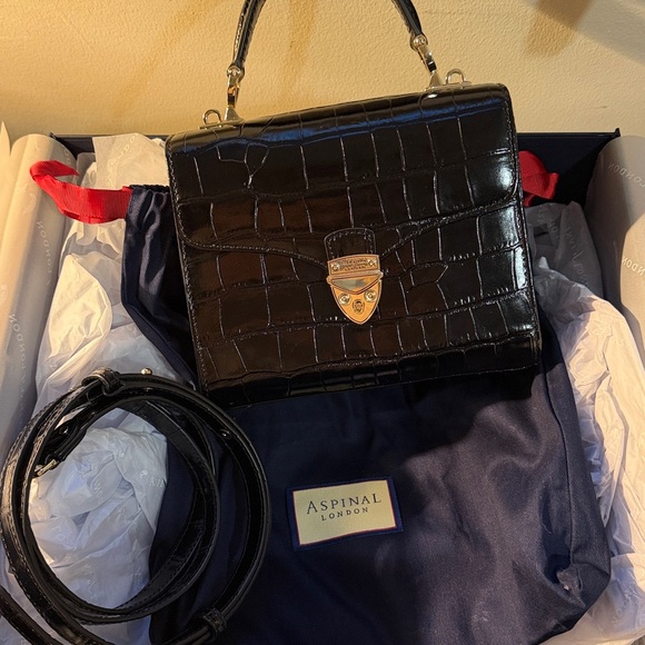 Aspinal of London Midi Mayfair purse with strap. Brand new condition! - Picture 9 of 12